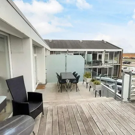 Iv Apartment